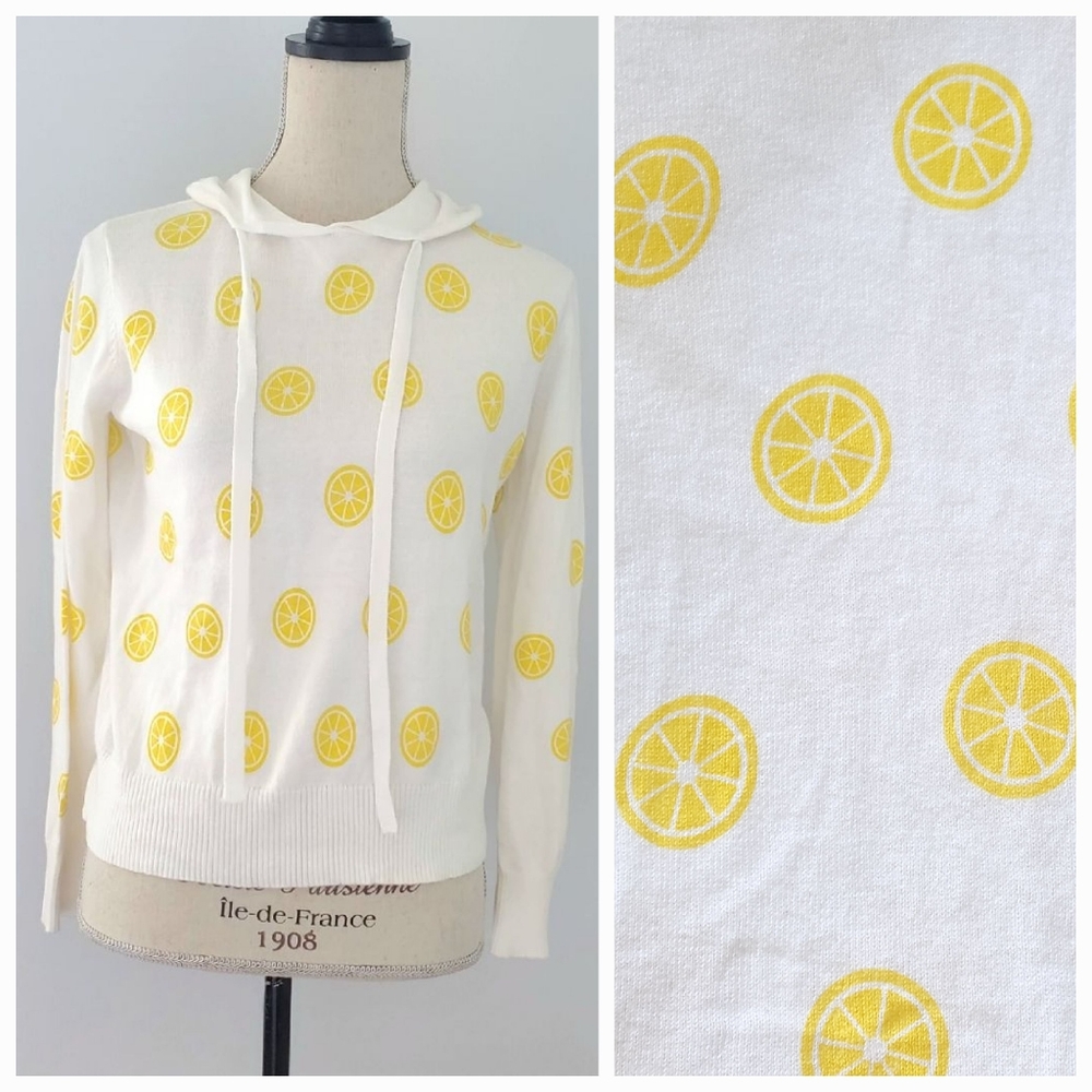 NWT Aqua White Hoodie Sweater w Yellow Lemons Bloomingdale's Sz Small Cotton
